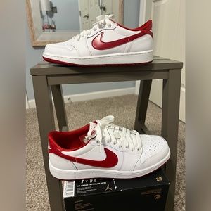Air Jordan 1 Retro Low White Varsity Red